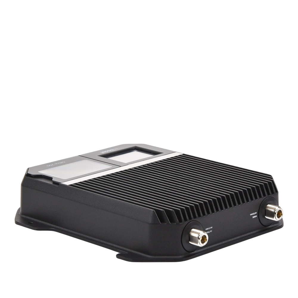 Amplificador Office 200 para 4G, 3G, 2G y llamada VoLTE y convencional. Especial para personalizarlo con antenas, cables y accesorios de acuerdo al requerimiento de la instalación. Puede cubrir en interior áreas de hasta 1600 m² con 4 a