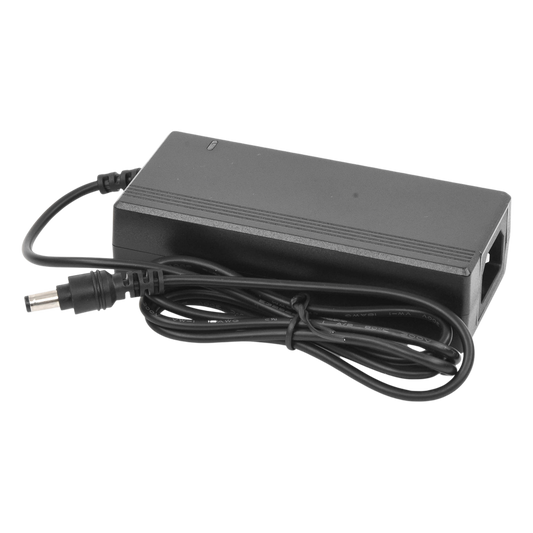 Fuente de Poder Regulada 12 Vcc / 3.3 Amp. / Conector 5.5 mm / Recomendado para DVR´s y PTZ TURBOHD
