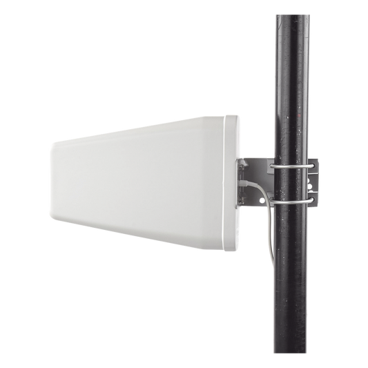 Antena Direccional de Banda Ancha de Alto Desempeño, 698-960 MHz / 1695-2700 MHz, conector N hembra. 50 Ohm de impedancia.