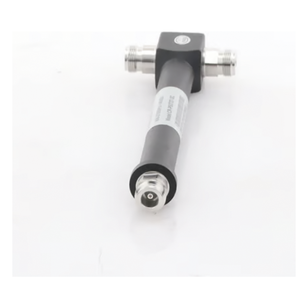 Divisor de Potencia de Dos Vías/ Splitter para distribuir la señal hacia dos antenas/ 698-2700 MHz