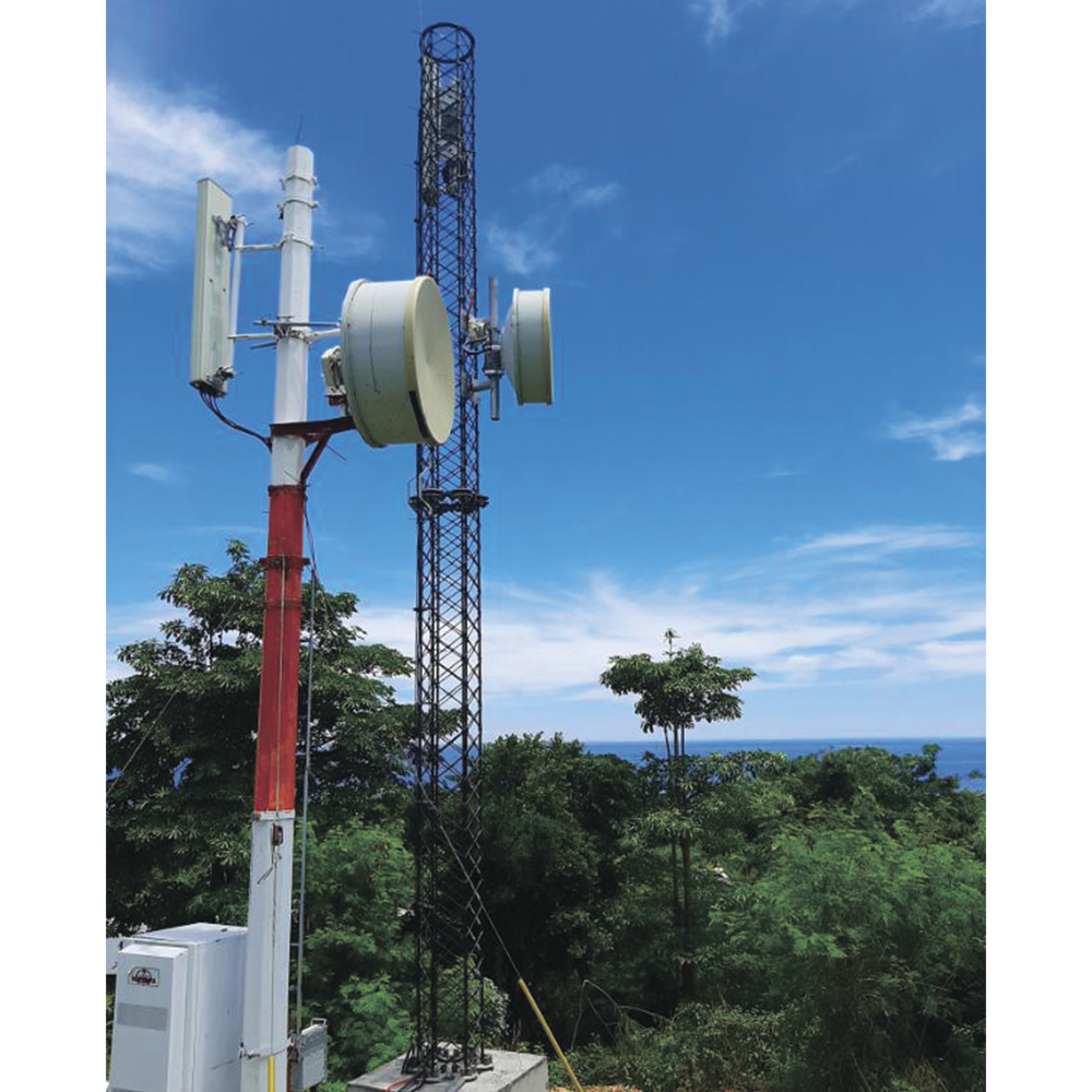 Torre de Fibra de Carbono 18.3 metros (60 pies) Autosoportada- ULTRA LIGERA.