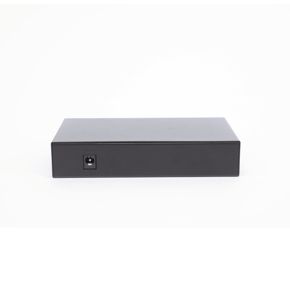 Extensor PoE / Entrada hasta 90 W / 4 puertos Gigabit PoE salida 802.3 af/at / Extensor PoE hasta 250 m / No administrable