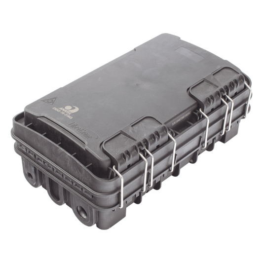Caja de Distribución de Fibra Óptica para 24 Empalmes, con 8 acopladores SC/APC simplex, Exterior IP65, Color Negro