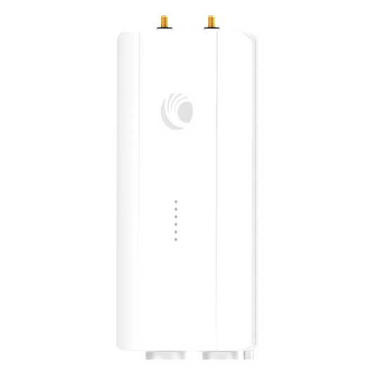 2 Gbps /ePMP FORCE4600C para PTP de alto Desempeño / Wi-Fi 6E / 2 Gbps / 5725 - 7125 MHz / Conectorizado / Con puerto SFP+ / Incluye PoE y Cable de alimentación