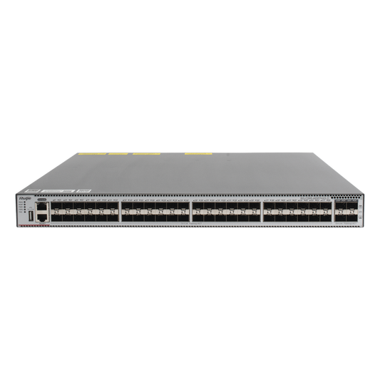 Switch de Distribución Capa 3 con 48 puertos SFP 1G y 4 SFP+ 10Gb, Administración gratuita desde la nube.