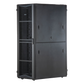 Gabinete FlexFusion para Centros de Datos, 45 UR, 700 mm de Ancho, 1070 mm de Profundidad, Sin Paneles Laterales, Fabricado en Acero, Color Negro