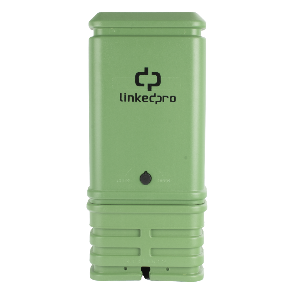 Pedestal para Cajas de Empalme de Fibra Óptica Tipo Cubo Color Verde con Bracket Estándar (No Incluye Caja de Empalme)