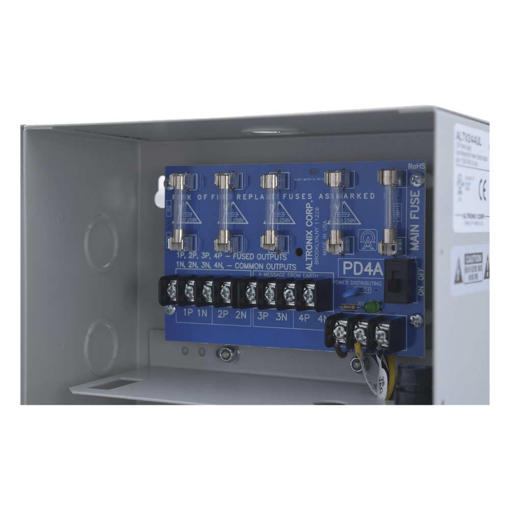 Fuente de poder ALTRONIX de 24 Vca @ 3.5 Amper o 28 Vca @ 3.0 Amper, para 4 cámaras, Con voltaje de entrada de 115 Vca,