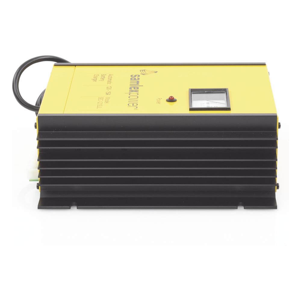 Cargador de Baterías de Plomo Ácido 12 Volts, 15 A / Bancos de 100 a 200 Ah