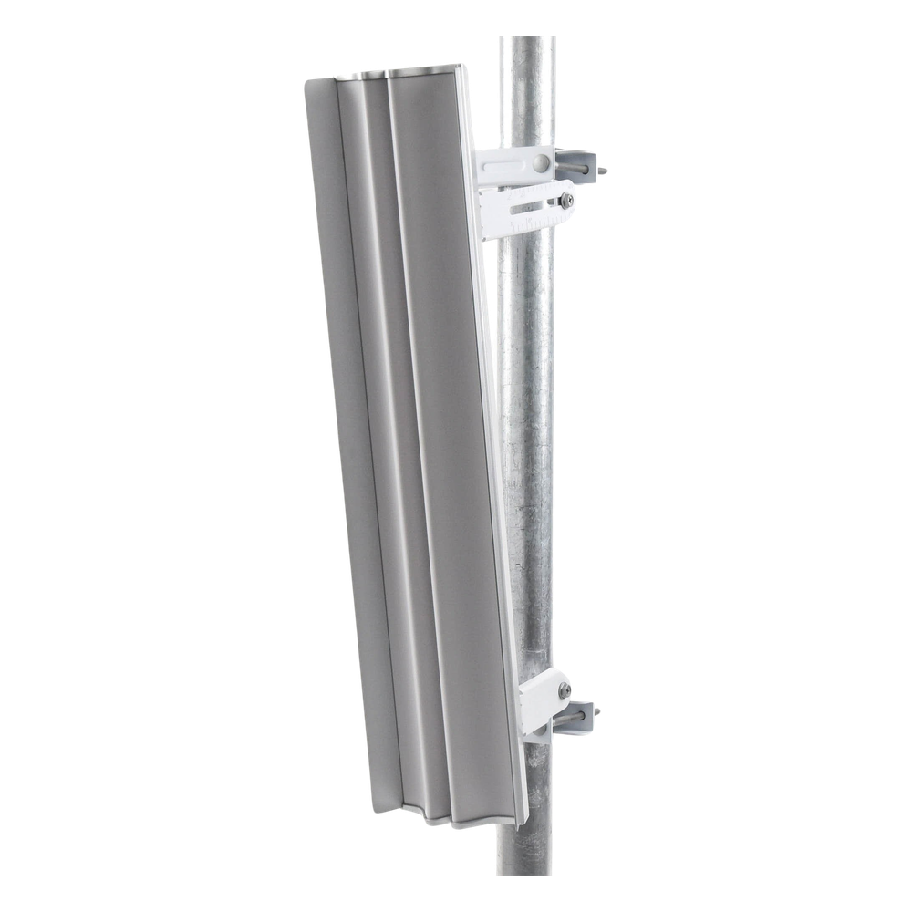 Antena sectorial para estaciones base airMAX AC de 60° de cobertura horizontal, en 5 GHz (5150 - 5875 MHz) de 21 dBi