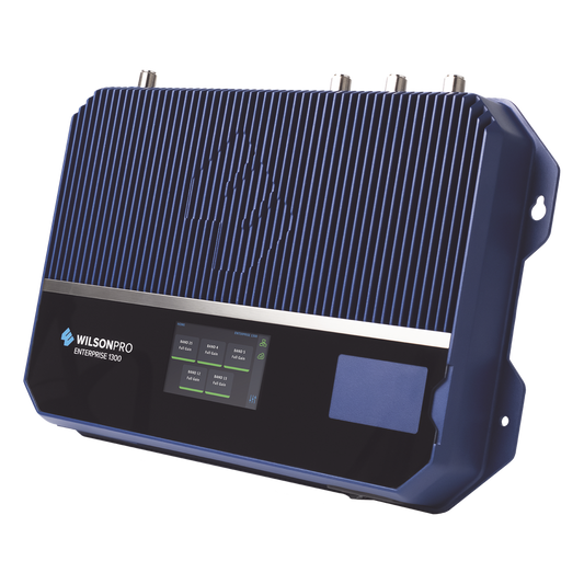 KIT Amplificador de señal celular 4G LTE, 3G y Voz. Especial para áreas comerciales que reciben la señal de múltiples torres. Cubre áreas de hasta 3716 metros cuadrados.
