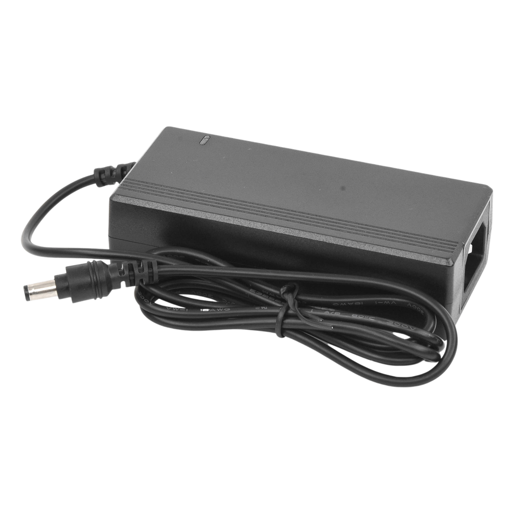 Fuente de Poder Regulada 12 Vcc / 3.3 Amp. / Conector 5.5 mm / Recomendado para DVR´s y PTZ TURBOHD