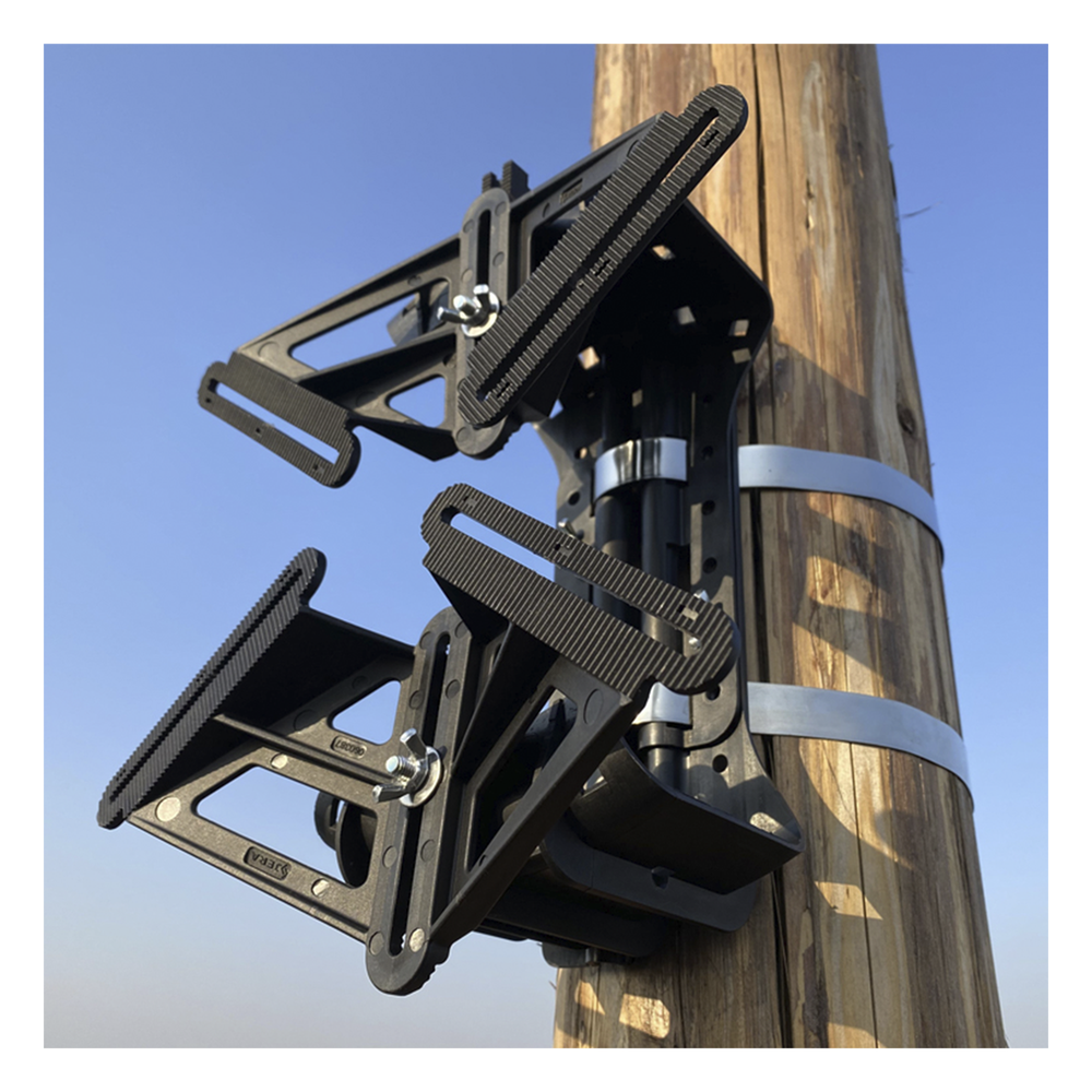 Brackets para Montaje de Caja de Empalme a Raqueta LP-CSS (2 Piezas)