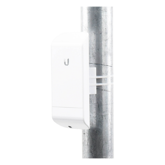 NanoStation airMAX locoM5 CPE,  hasta 150 Mbps, frecuencia 5 GHz (5170-5875 MHz) con antena integrada de 13 dBi