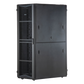 Gabinete FlexFusion para Centros de Datos, 45 UR, 700 mm de Ancho, 1070 mm de Profundidad, Sin Paneles Laterales, Fabricado en Acero, Color Negro