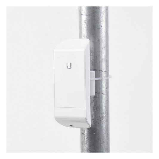 NanoStation airMAX locoM2 CPE, hasta 150 Mbps, frecuencia 2 GHz (2412-2462 MHz) con antena integrada de 8 dBi