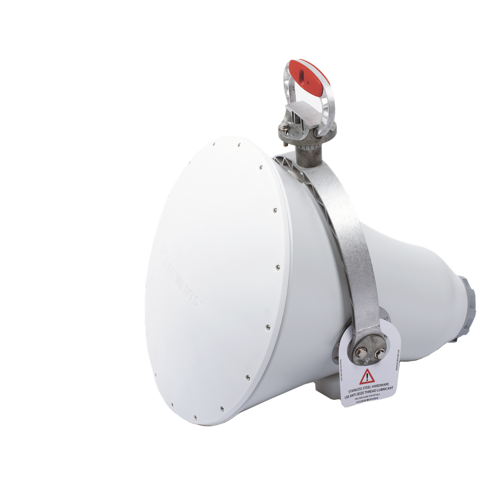 Antena direccional UltraHorn™ 5180-6775 GHz MHz, 24 dBi, ultra rechazo al ruido, conexión a radio sin pérdida y transmisión altamente direccional sin lóbulos laterales