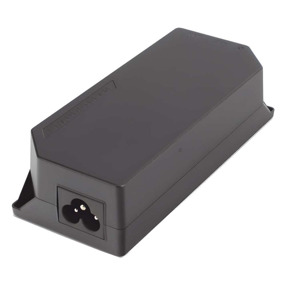 Power over Ethernet Injector / 3 Modelos: 15W / 30W / 60W / IEEE 802.3af/at/bt / Puertos 2.5G y 10G / Plug-and-Play / Alimentación 100-240VAC