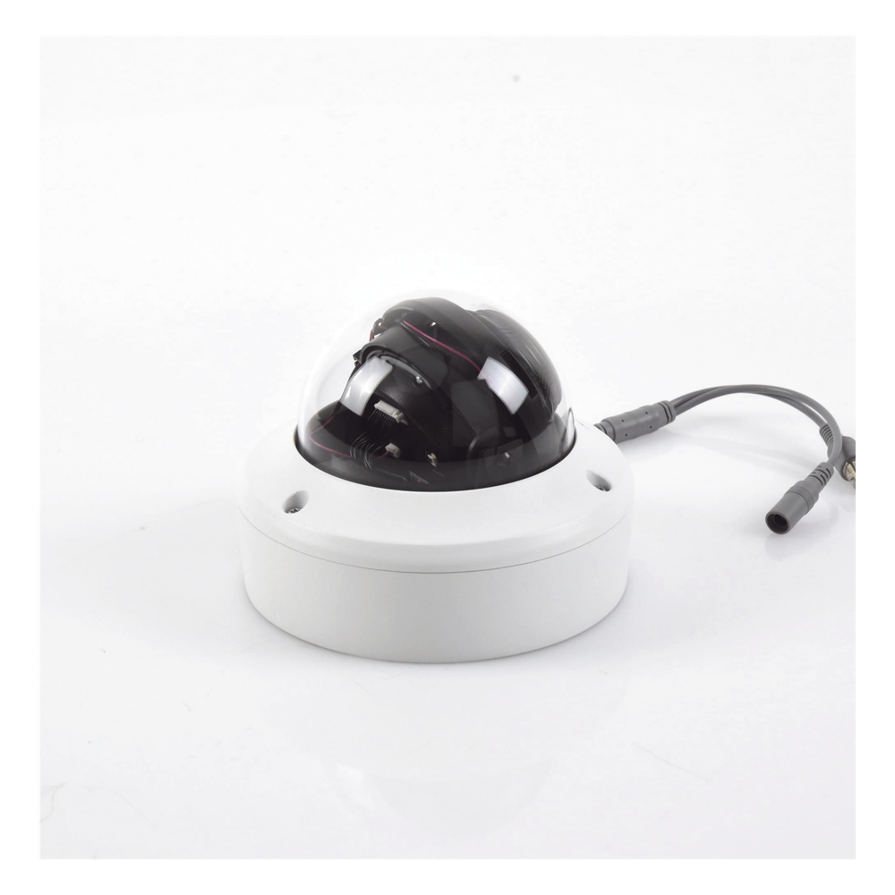 Domo TURBOHD 5 Megapixel / Lente Motorizado 2.7 - 13.5 mm / IR EXIR 40 mts / IK10 / IP67 / dWDR