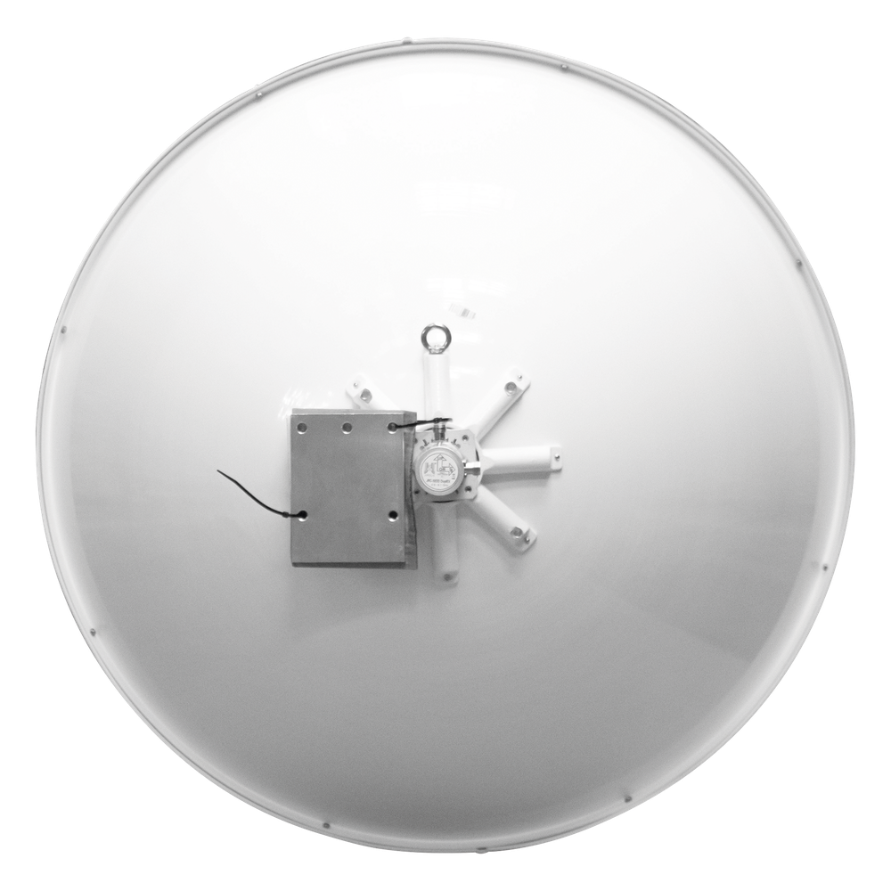 Antena Direccional de Alto Rendimiento/ Parábola profunda para mayor aislamiento al ruido  / 3 ft / 4.9 a 6.1 GHz / Ganancia de 32.1 ± 1 dBi / Soporte de acero inoxidable / polaridad en 90 ° y 45 ° / Incluye montaje.