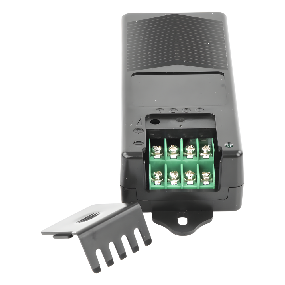 Fuente de Poder de 4 Salidas de 11 - 15 Vcc / 5 Amper /  Voltaje de Entrada 110- 240 Vac / Fusible Termico PTC Integrado para Protección / Salida de Voltaje Inteligente hasta 3 Amper por Salida
