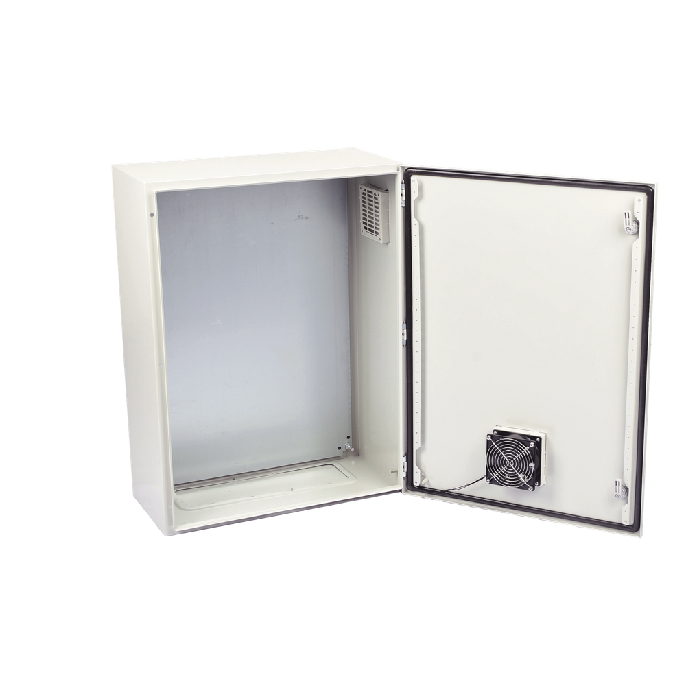 Gabinete Ventilado de Acero IP55 Uso en Exterior (600 x 800 x 300 mm) con Placa Trasera Interior Metálica y Compuerta Inferior Atornillable. Incluye Ventilador, Ventilas, filtros, Chapas y Llave T.