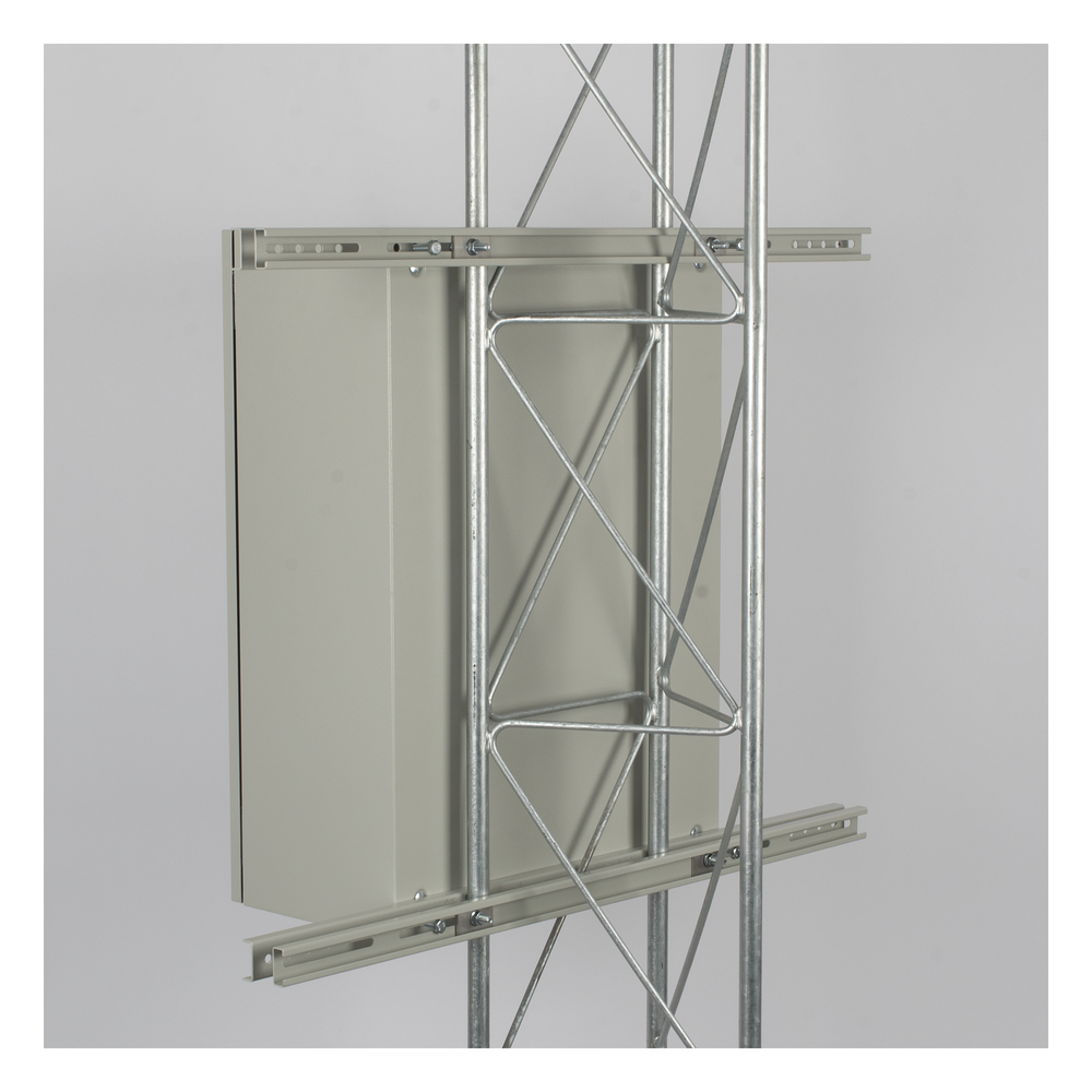 Montaje Universal de Torre para Montar Gabinetes de 30-80 cm de ancho.